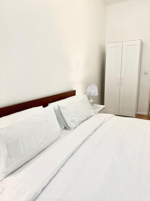 Modernes 2 Zimmer Apartment ベルリン エクステリア 写真