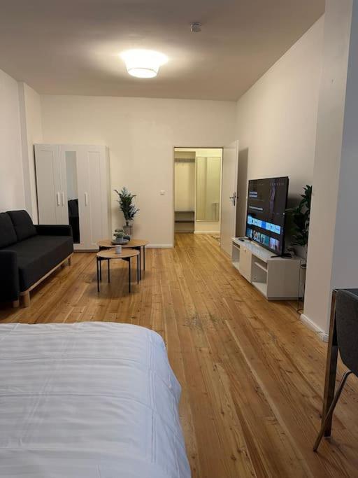 Modernes 2 Zimmer Apartment ベルリン エクステリア 写真