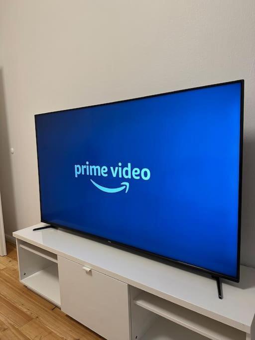 Modernes 2 Zimmer Apartment ベルリン エクステリア 写真
